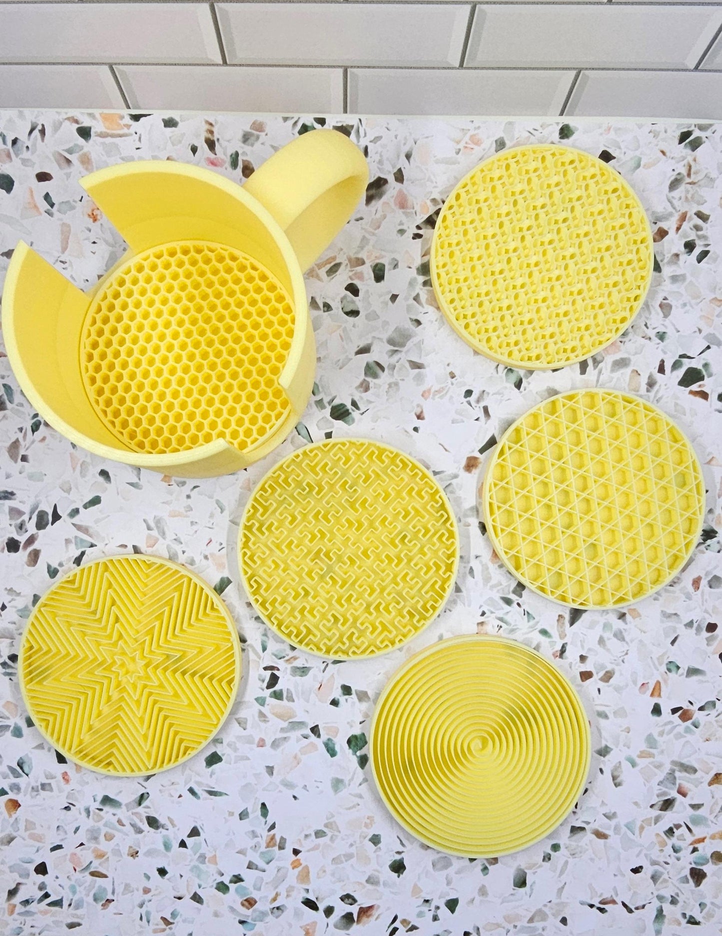 6 Coasters and Mug Shaped Holder Set | 3D Printed Design | Functional and Stylish Coffee Lover Gift