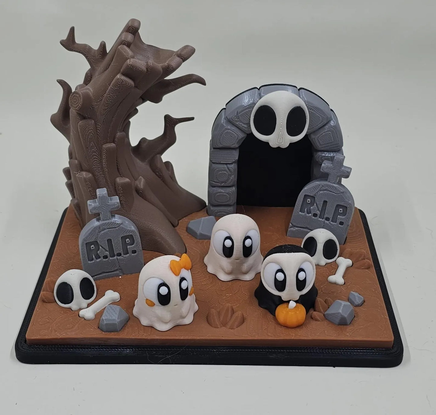 Mini Halloween Graveyard Diorama with 3 Random Ghosts | Cute Spooky Scene | Collectible 3D Printed Decoration