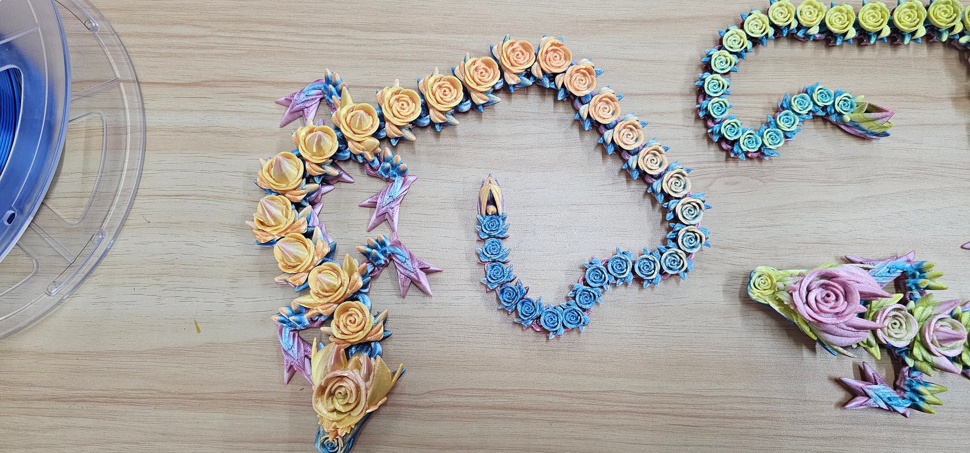 3D Printed Rose Articulated Dragon – Flexi Fidget Toy by Cinderwing3D