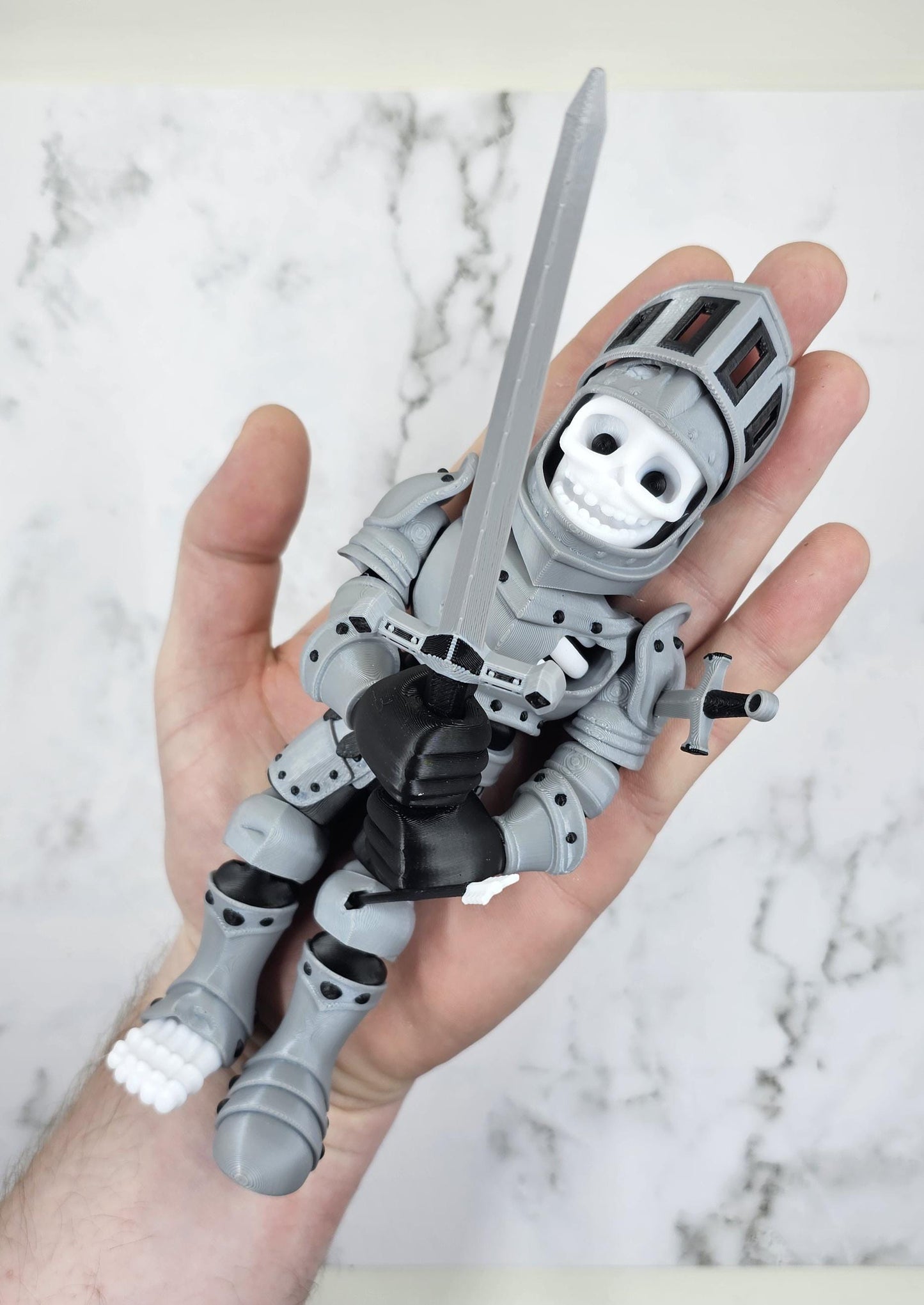 Articulated Skeleton Knight – 3D Printed Flexi Collectible Figure with Sword, Dagger & Arrow | Poseable Figure in Gold, Silver or Bronze