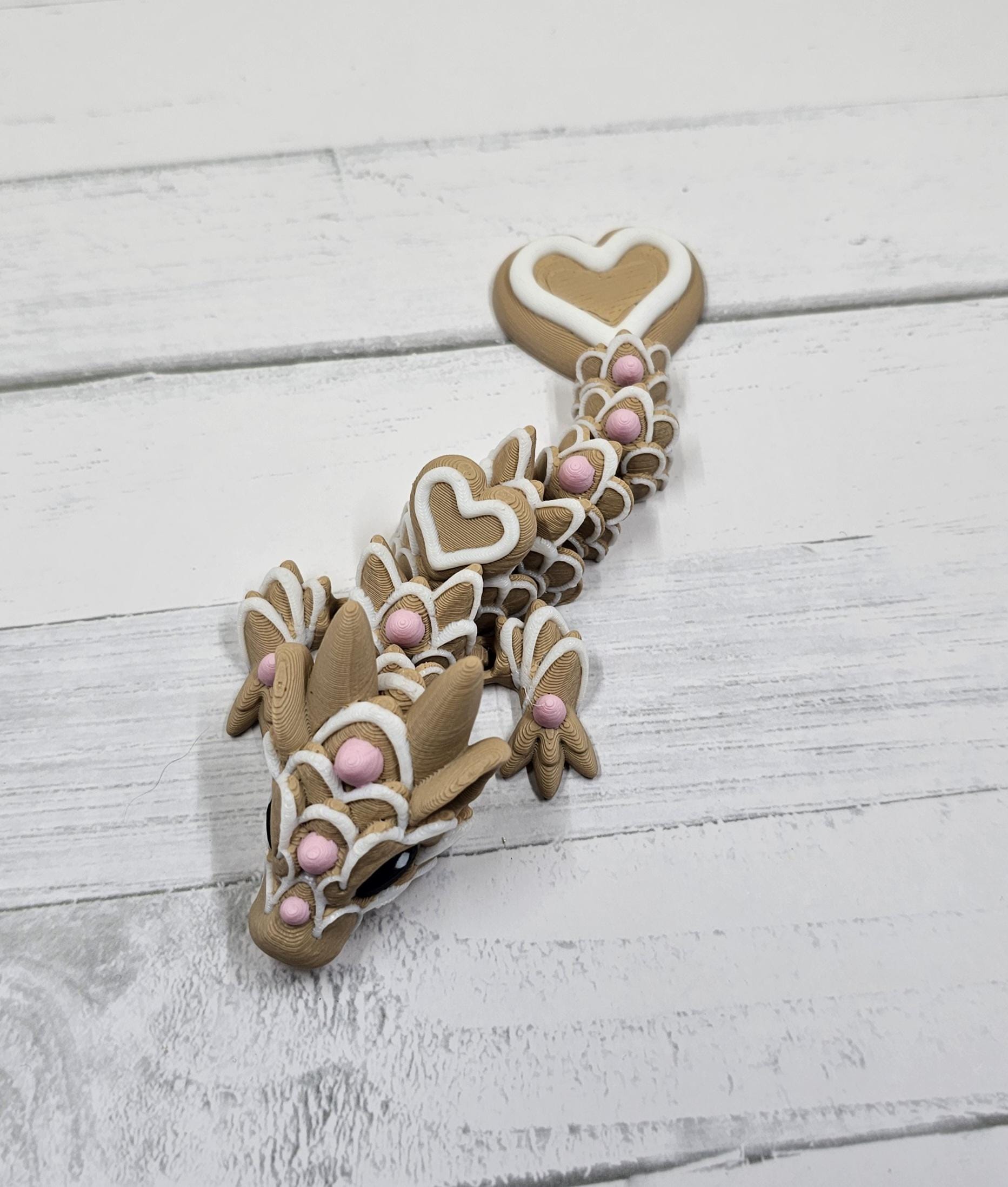 Cookie Dragon Figurine – 3D Printed Articulated Desk Pet, Cinderwing3D